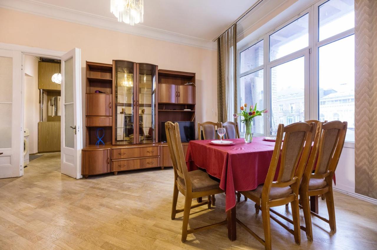 Apartment With Lovely View Kiev Exterior foto