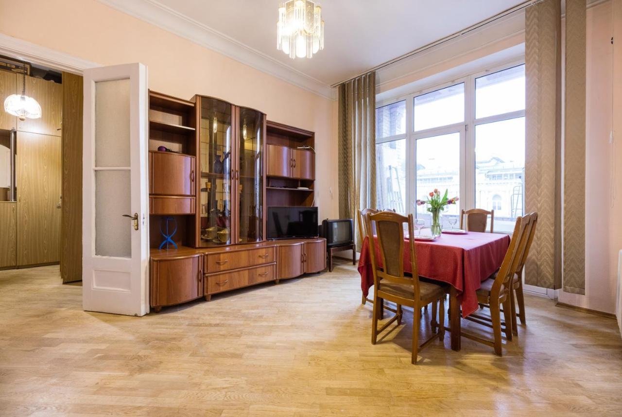 Apartment With Lovely View Kiev Exterior foto