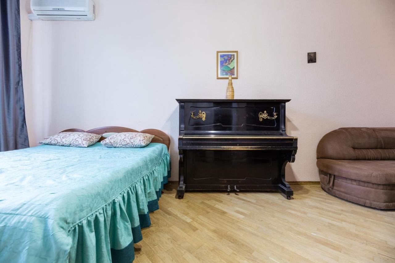 Apartment With Lovely View Kiev Exterior foto